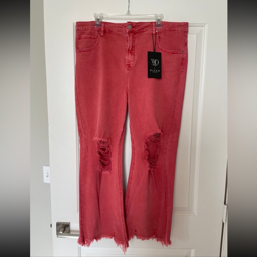 RISEN CROPPED BRICK DISTRESSED JEANS IN SIZE 2XL **NWT**